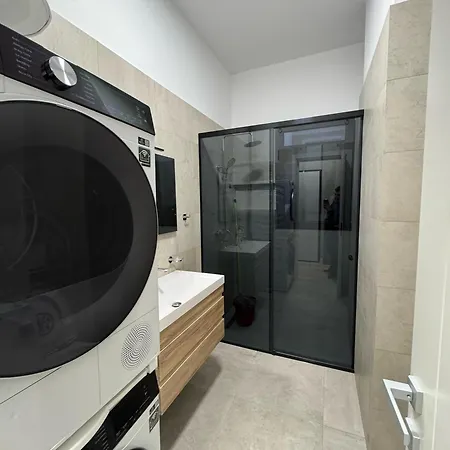 Denny's New Bazaar Delight Premium Appartement *