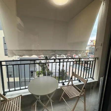 Denny's New Bazaar Delight Premium Apartment