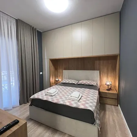 Denny's New Bazaar Delight Premium Tirana