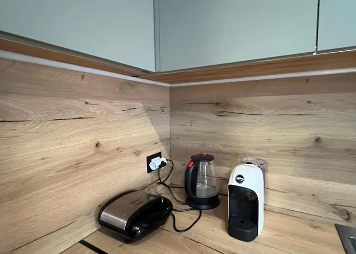 Dennys New Bazaar Delight Premium * Tirana